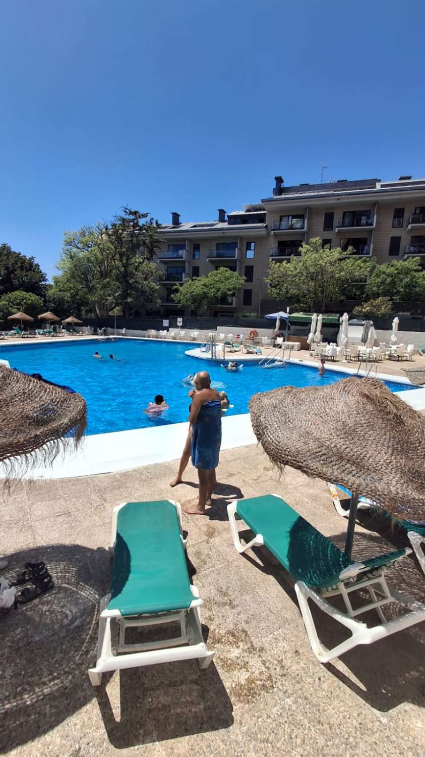 SE ALQUILA  DE 15.03.26-30.6.26  Y desde 01/09/2026 hasta 30/06/2027 BONITO APARTAMENTO CON VISTAS AL MAR EN ARROYO DE LA MIEL