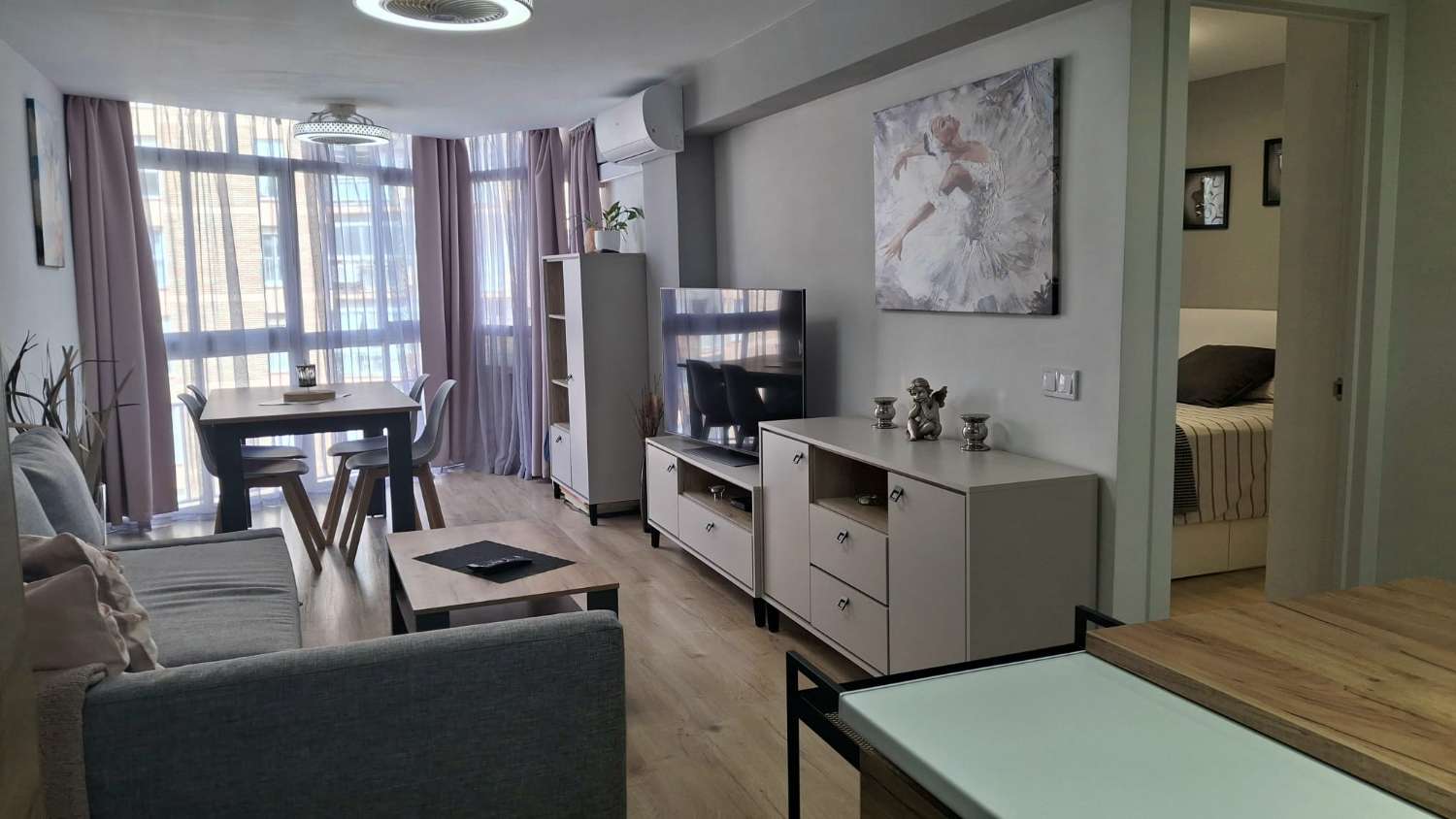 SE ALQUILA  DE 15.03.26-30.6.26  Y desde 01/09/2026 hasta 30/06/2027 BONITO APARTAMENTO CON VISTAS AL MAR EN ARROYO DE LA MIEL