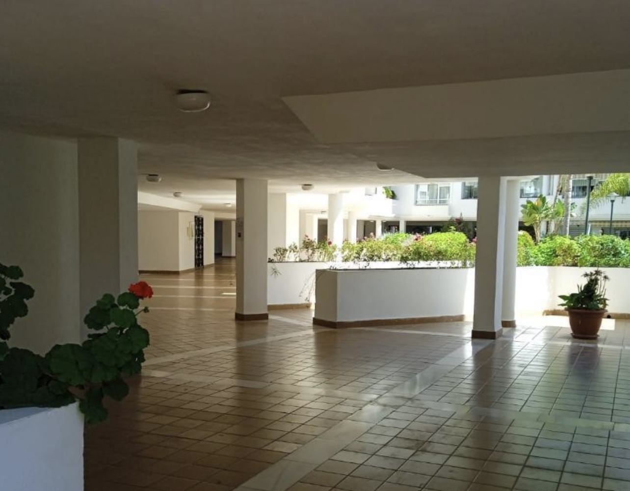 WUNDERSCHÖNES PENTHOUSE MIT MEERBLICK ZUM VERKAUF IN LA CARIHUELA ( TORREMOLINOS )