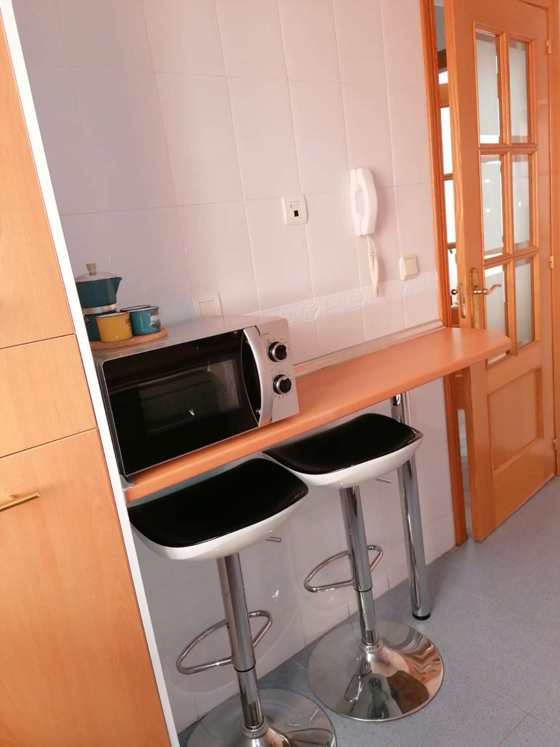 SE ALQUILA DE 21.9.26-30.6.27 PRECIOSO APARTAMENTO  TIPO ADOSADO EN NUEVA TORREQUEBRADA  (BENALMADENA)