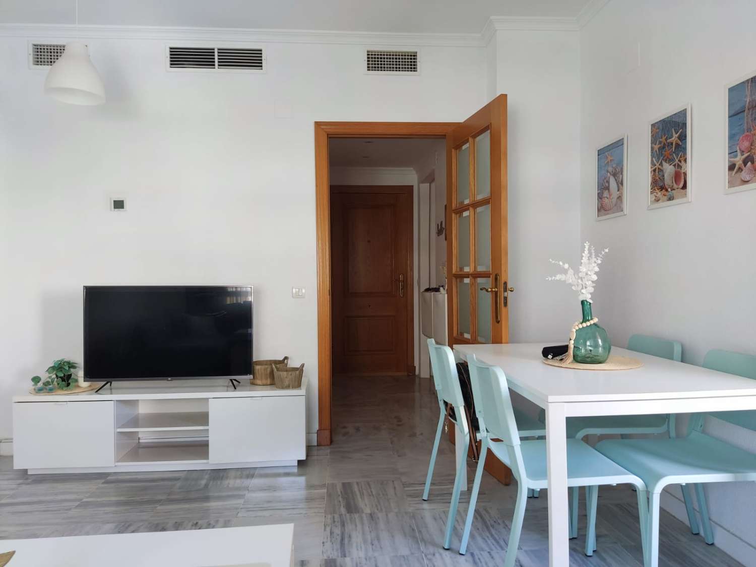 SE ALQUILA DE 21.9.26-30.6.27 PRECIOSO APARTAMENTO  TIPO ADOSADO EN NUEVA TORREQUEBRADA  (BENALMADENA)