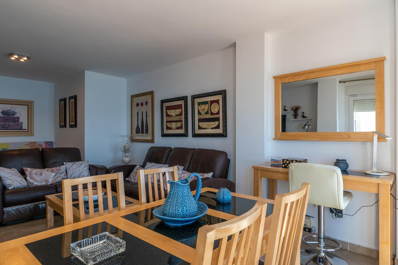 Magnifique appartement à vendre avec vue sur la mer dans la zone de la plage de la 1ère ligne Carvajal (Benalmadena)