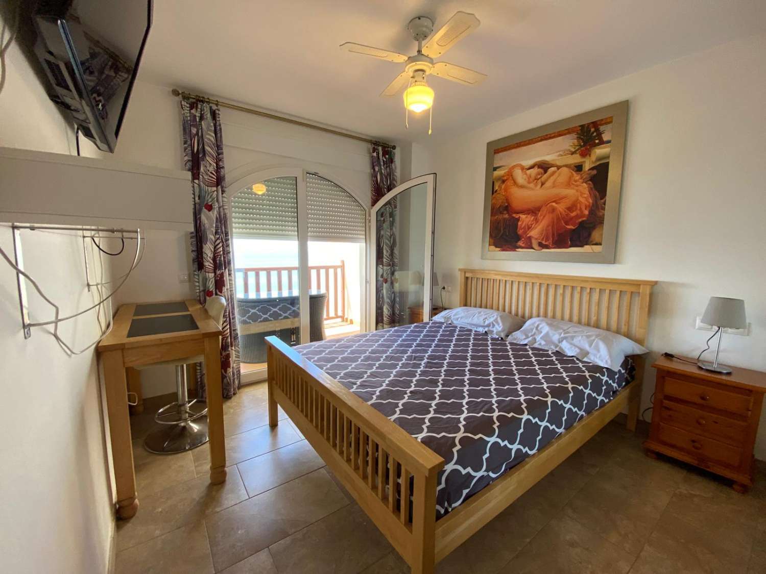 Magnifique appartement à vendre avec vue sur la mer dans la zone de la plage de la 1ère ligne Carvajal (Benalmadena)