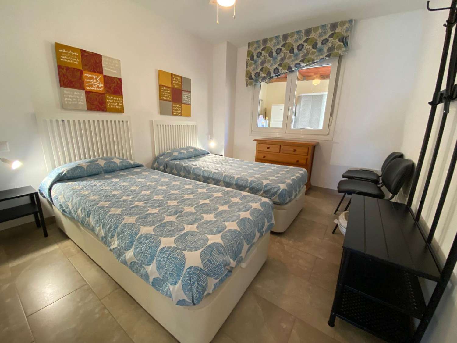 Magnifique appartement à vendre avec vue sur la mer dans la zone de la plage de la 1ère ligne Carvajal (Benalmadena)