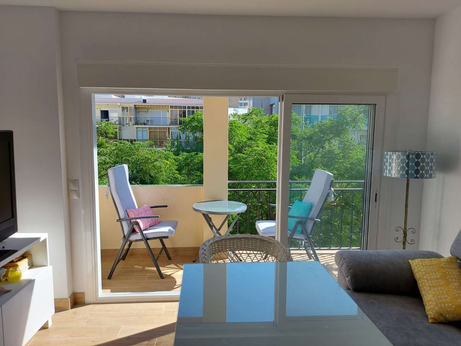 MEDIA TEMPORADA . SE ALQUILA DE 01.09.26-31.05.27 BONITO APARTAMENTO EN PLAYAMAR (TORREMOLINOS )