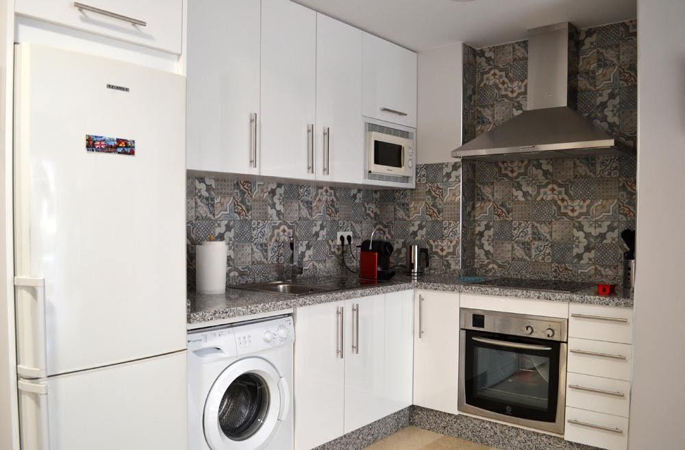 SE ALQUILA desde 1/09/2026- 30/06/27 MAGNIFICO APARTAMENTO CON VISTAS AL MAR EN 1ª LINEA DE PLAYA  EN LOS BOLICHES