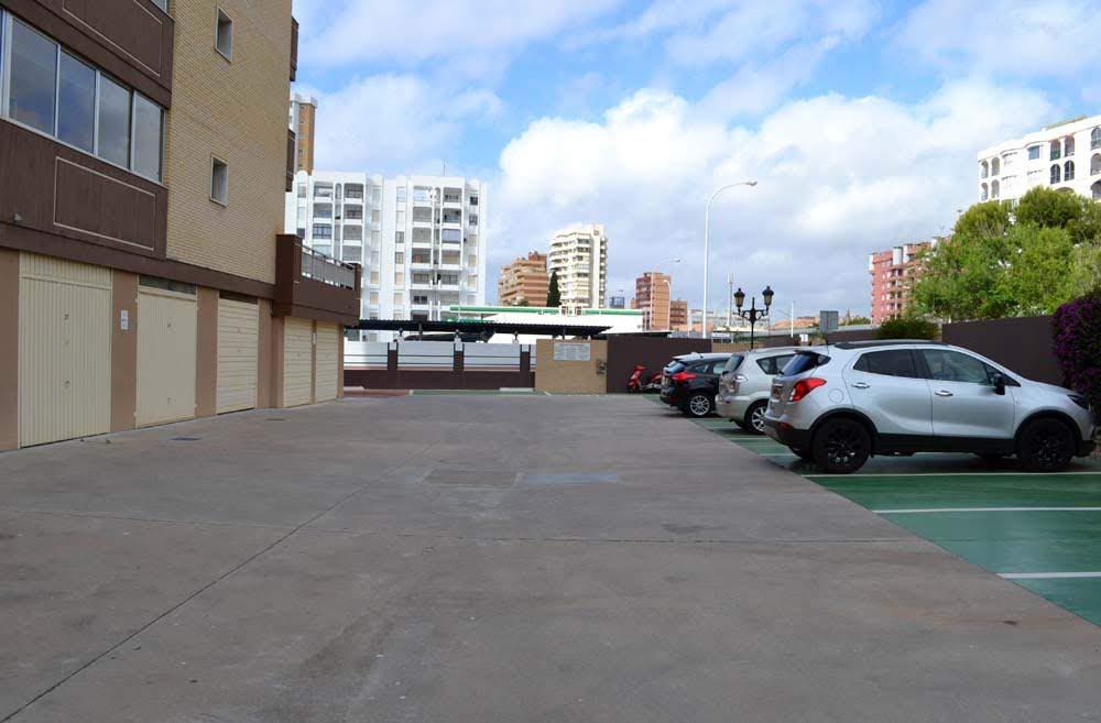 SE ALQUILA desde 1/09/2026- 30/06/27 MAGNIFICO APARTAMENTO CON VISTAS AL MAR EN 1ª LINEA DE PLAYA  EN LOS BOLICHES