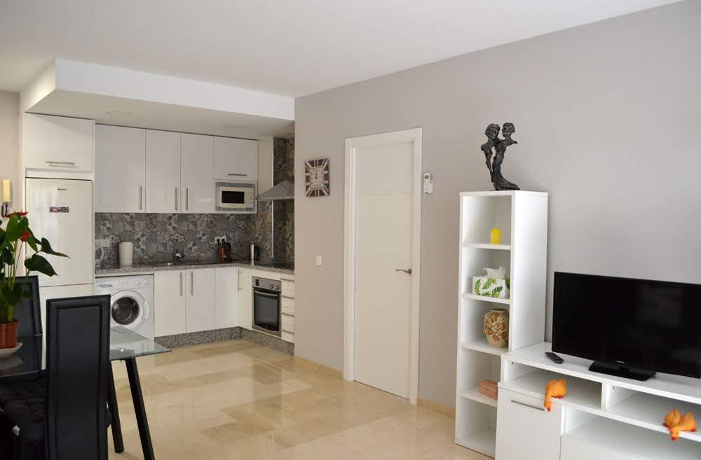 SE ALQUILA desde 1/09/2026- 30/06/27 MAGNIFICO APARTAMENTO CON VISTAS AL MAR EN 1ª LINEA DE PLAYA  EN LOS BOLICHES