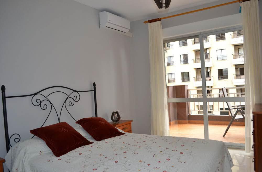 SE ALQUILA desde 1/09/2026- 30/06/27 MAGNIFICO APARTAMENTO CON VISTAS AL MAR EN 1ª LINEA DE PLAYA  EN LOS BOLICHES