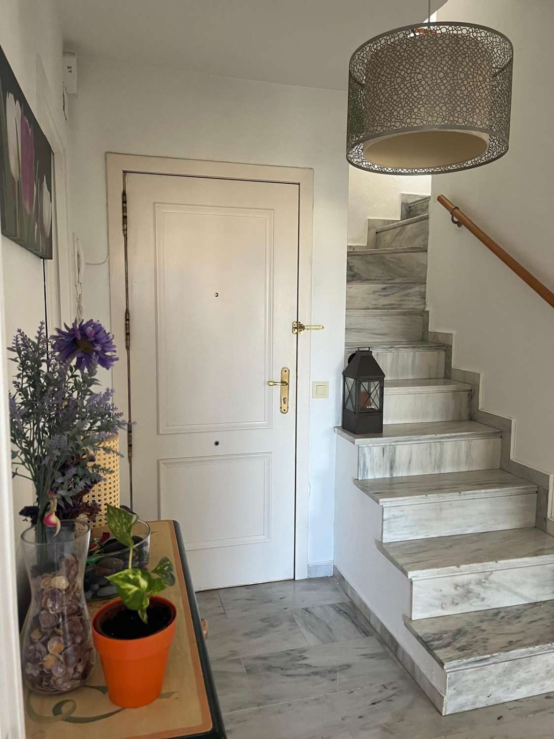 MEDIA TEMPORADA . SE ALQUILA DESDE 1.9.26-30.6.27  BONITO ATICO  DUPLEX EN BENALMADENA CON VISTAS AL MAR