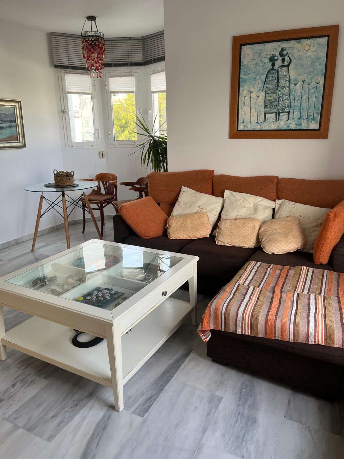 MEDIA TEMPORADA . SE ALQUILA DESDE 1.9.26-30.6.27  BONITO ATICO  DUPLEX EN BENALMADENA CON VISTAS AL MAR