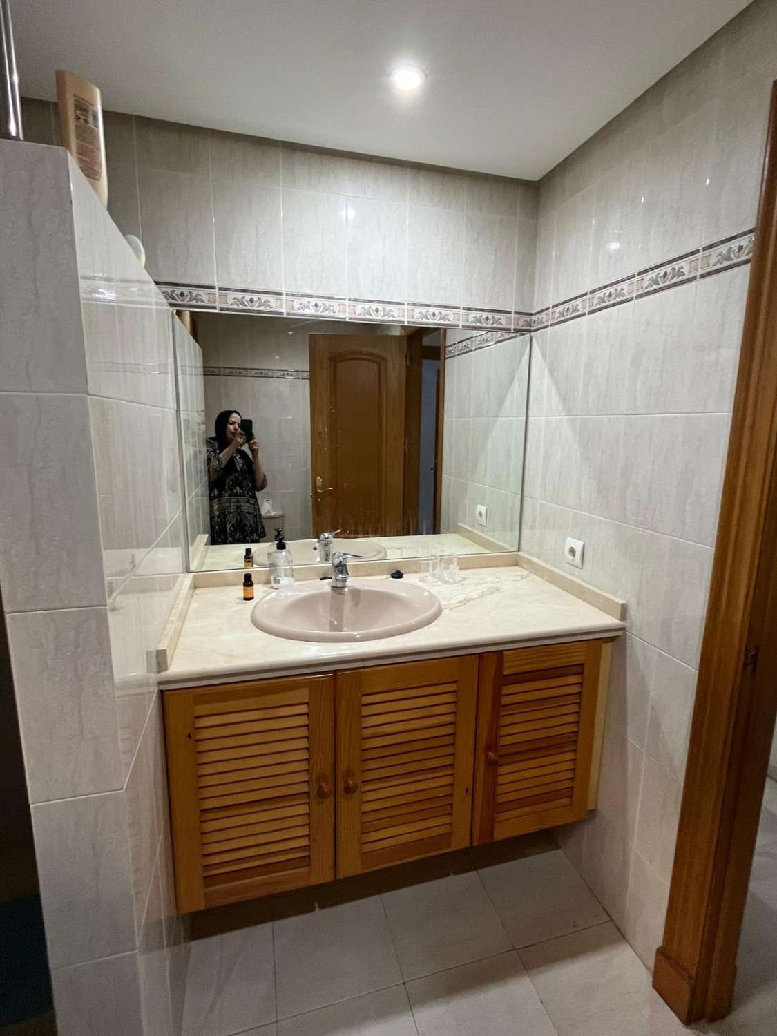 Se alquila desde 1.9.26-30.6.27 bonito apartamento en Benalmádena