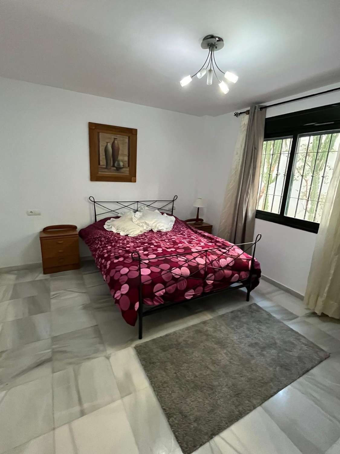 Se alquila desde 1.9.26-30.6.27 bonito apartamento en Benalmádena