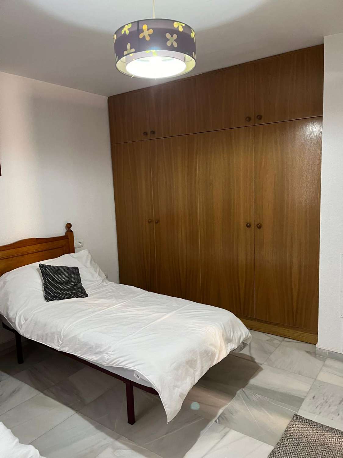 Se alquila desde 1.9.26-30.6.27 bonito apartamento en Benalmádena