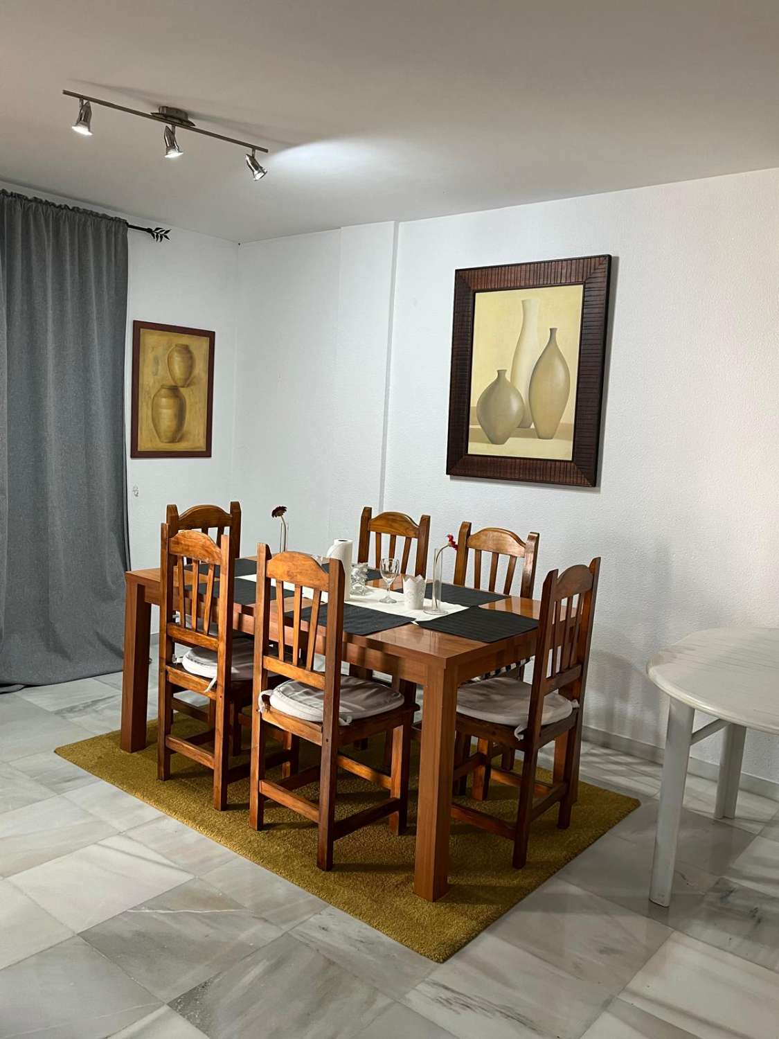 Se alquila desde 1.9.26-30.6.27 bonito apartamento en Benalmádena