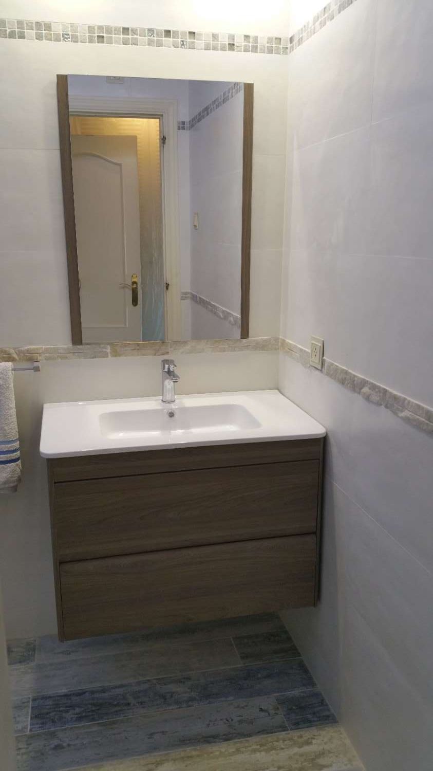 SE ALQUILA  DESDE  AHORA AL 30.5.26 y  DESDE 15/10/26 -30/5/27  BONITO ATICO EN MIJAS COSTA