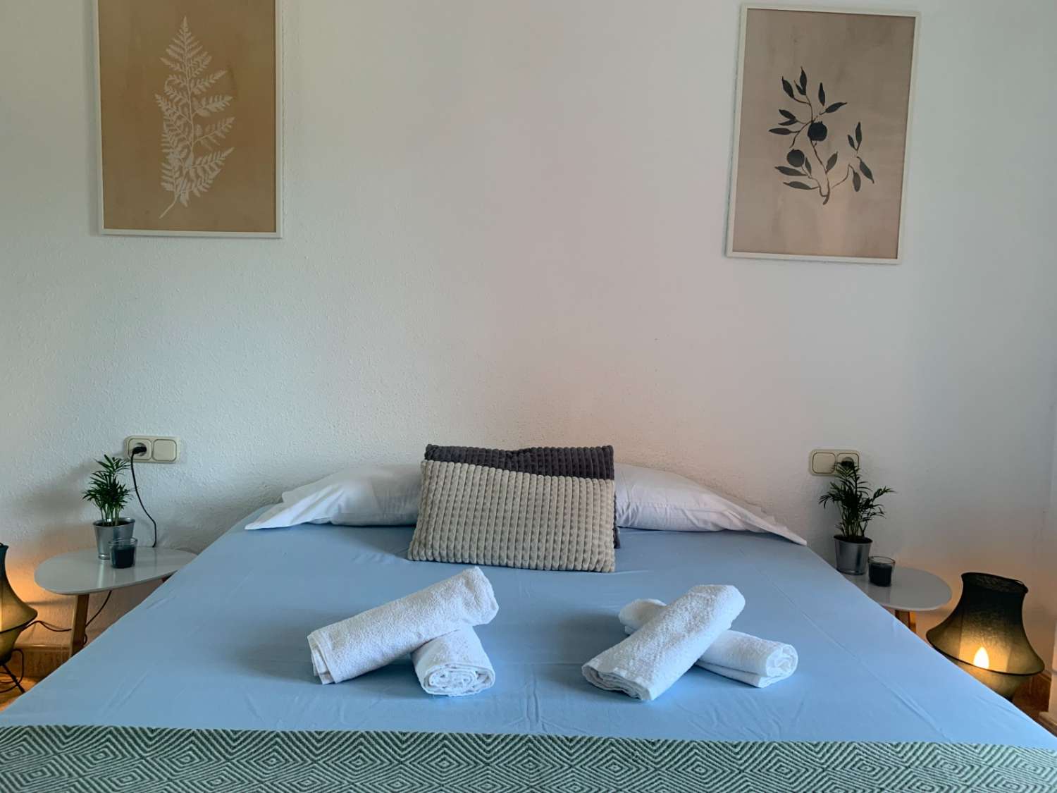 SE ALQUILA DESDE AHORA  HASTA 31.05.26  Y DESDE 01/09/2026 HASTA 30/06/2027 BONITO APARTAMENTO CON VISTAS AL MAR  EN BENALMADENA