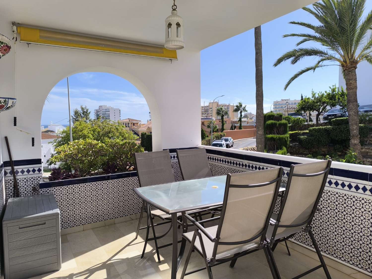 MEDIA TEMPORADA . SE ALQUILA DESDE 01/11/2026 HASTA 31.5.27 BONITO APARTAMENTO EN BENALMADENA COSTA