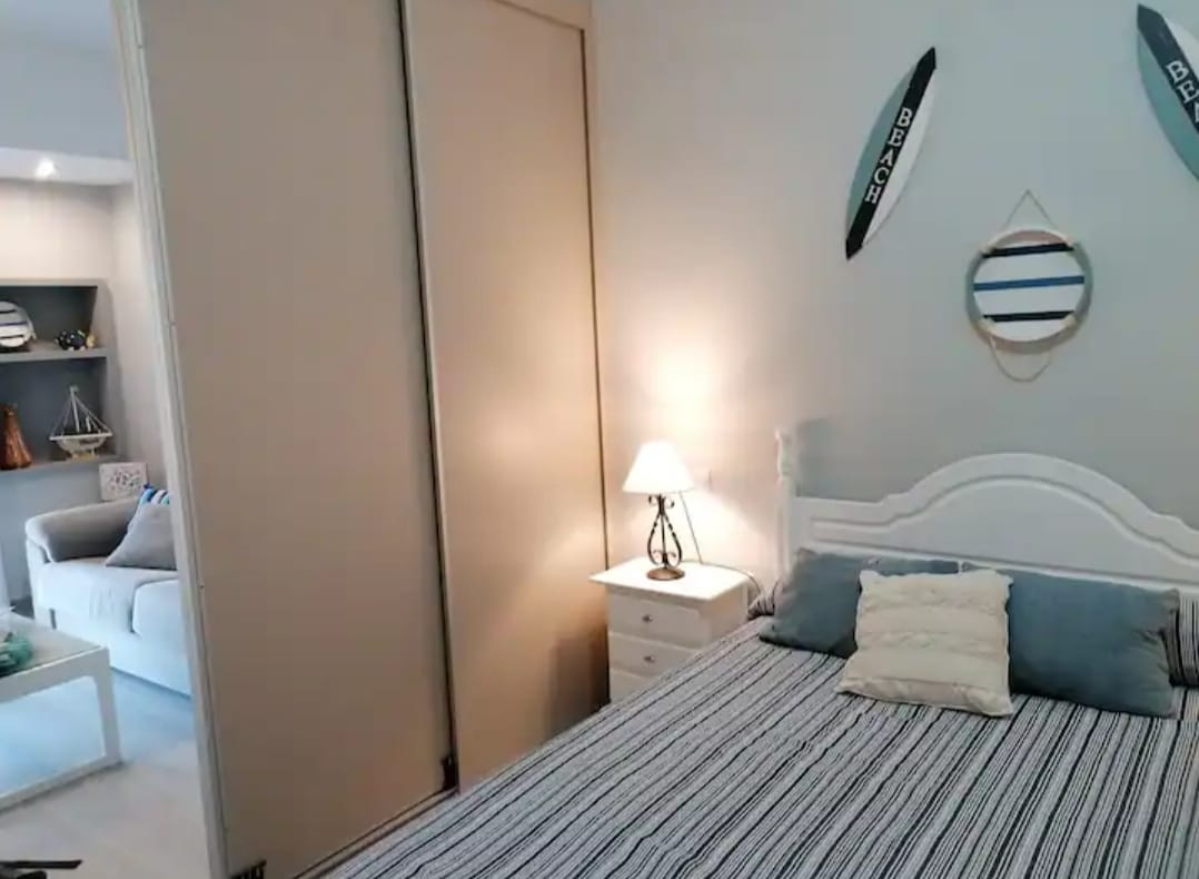 SE ALQUILA DESDE 1,10,26-30.6.27 BONITO APARTAMENTO EN LA CARIHUELA (TORREMOLINOS)