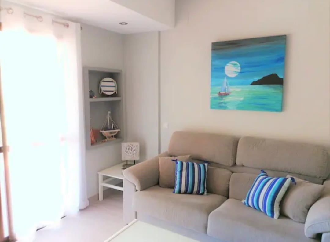 SE ALQUILA DESDE 1,10,26-30.6.27 BONITO APARTAMENTO EN LA CARIHUELA (TORREMOLINOS)