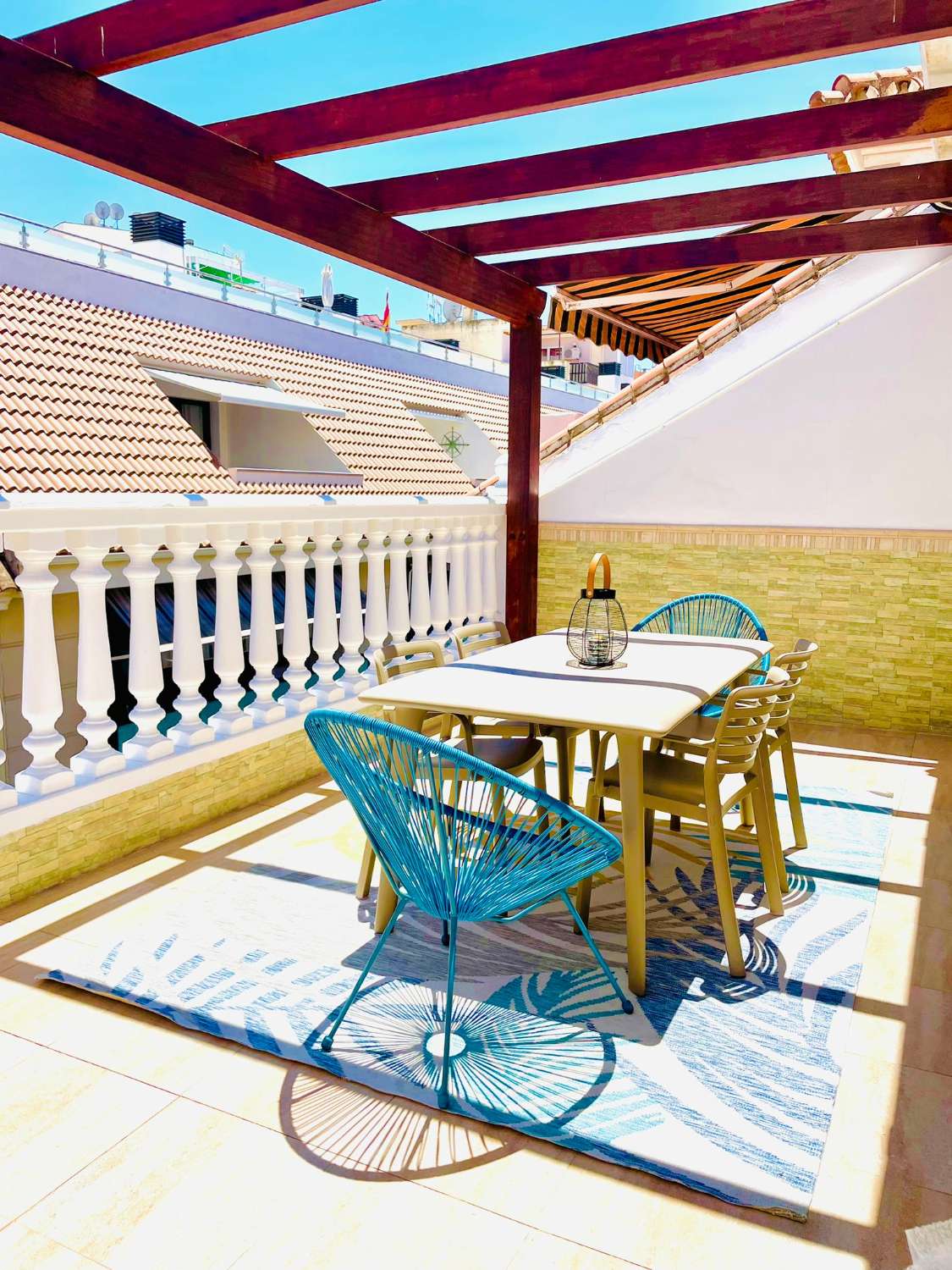 SE ALQUILA HASTA 30/03/26 Y DESDE 01/09/2026-30/06/2027 APARTAMENTO DE 1 DORMITORIO (FUENGIROLA)