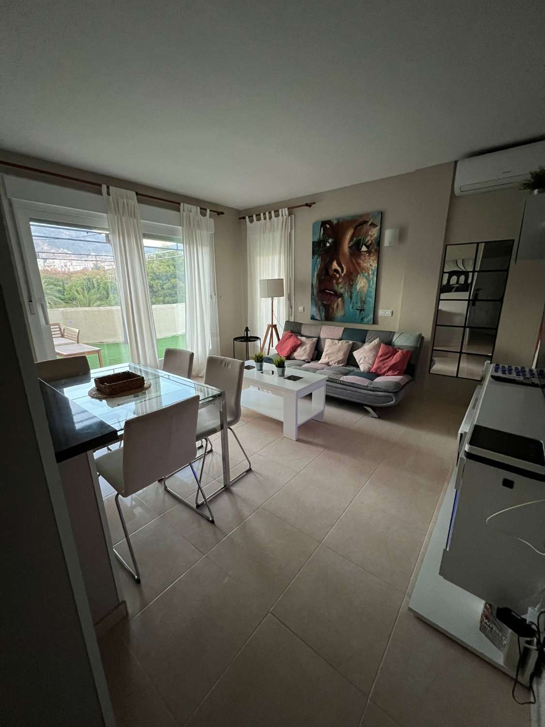 SE ALQUILA HASTA 30/06/26 Y DESDE 01/09/2026 HASTA 30/06/2027 APARTAMENTO DE 1 DORMITORIO (Benalmádena)