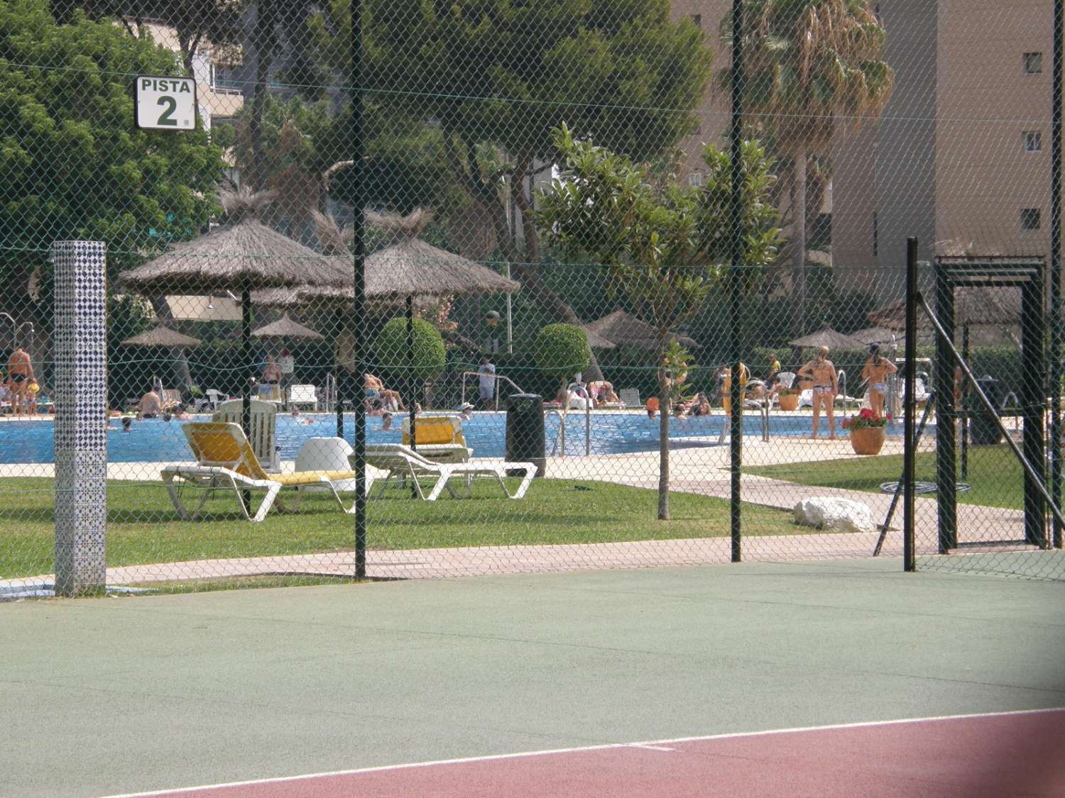 MEDIA TEMPORADA . SE ALQUILA HASTA 30.6.26 Y DESDE 01/09/2026- 30/06/2027 BONITO APARTAMENTO CON MAGNIFICAS VISTAS AL MAR EN PLAYAMAR (TORREMOLINOS)