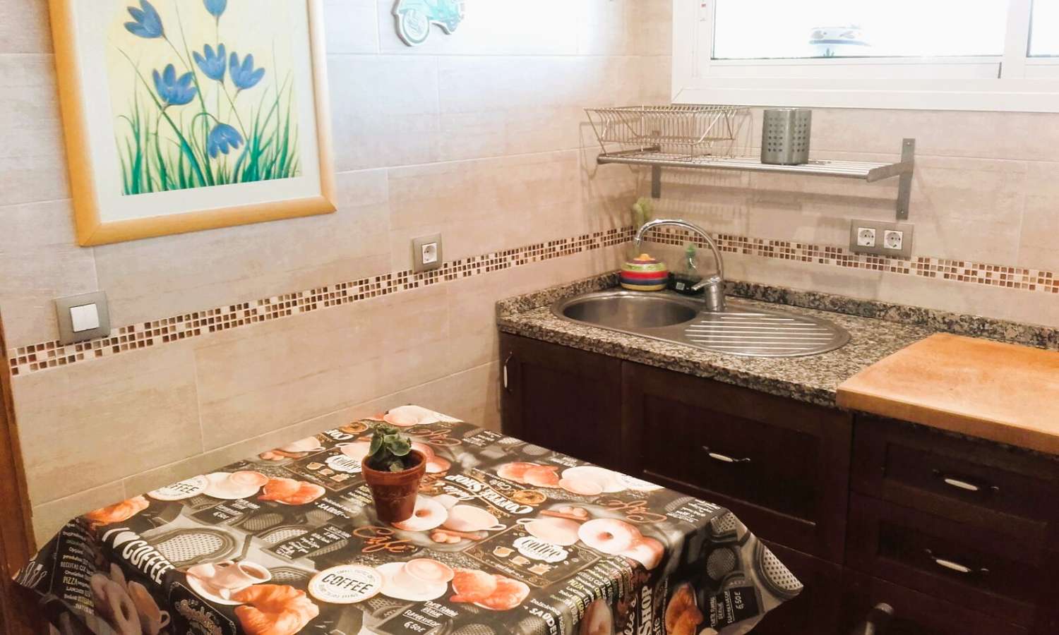 SE ALQUILA DESDE 01/02/2026 -30/05/2026 ESTUDIO CON AMPLIA TERRAZA EN BENALMADENA