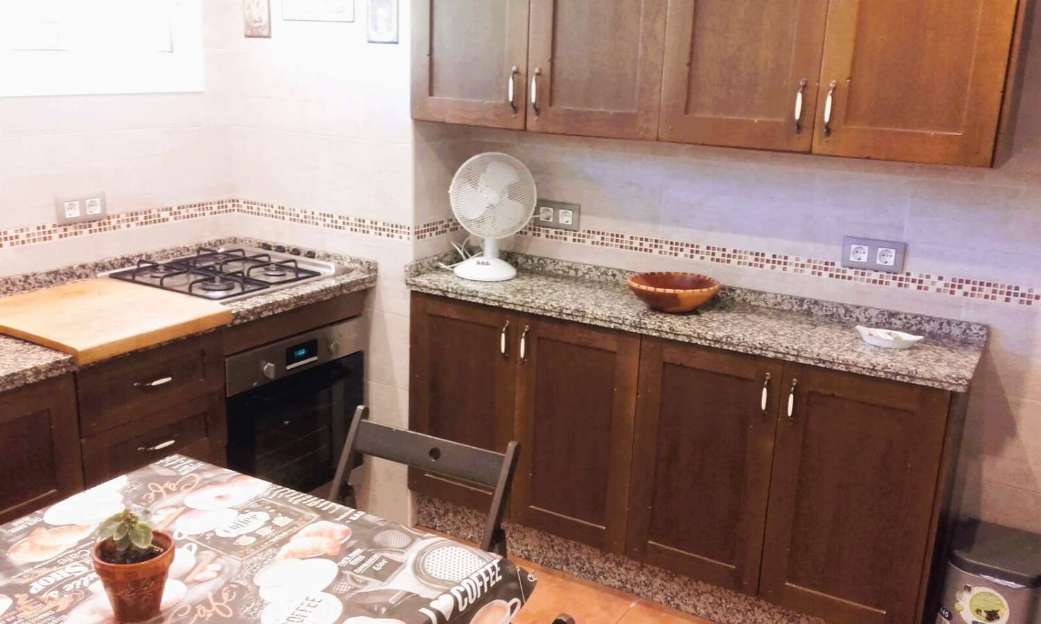 SE ALQUILA DESDE 01/02/2026 -30/05/2026 ESTUDIO CON AMPLIA TERRAZA EN BENALMADENA