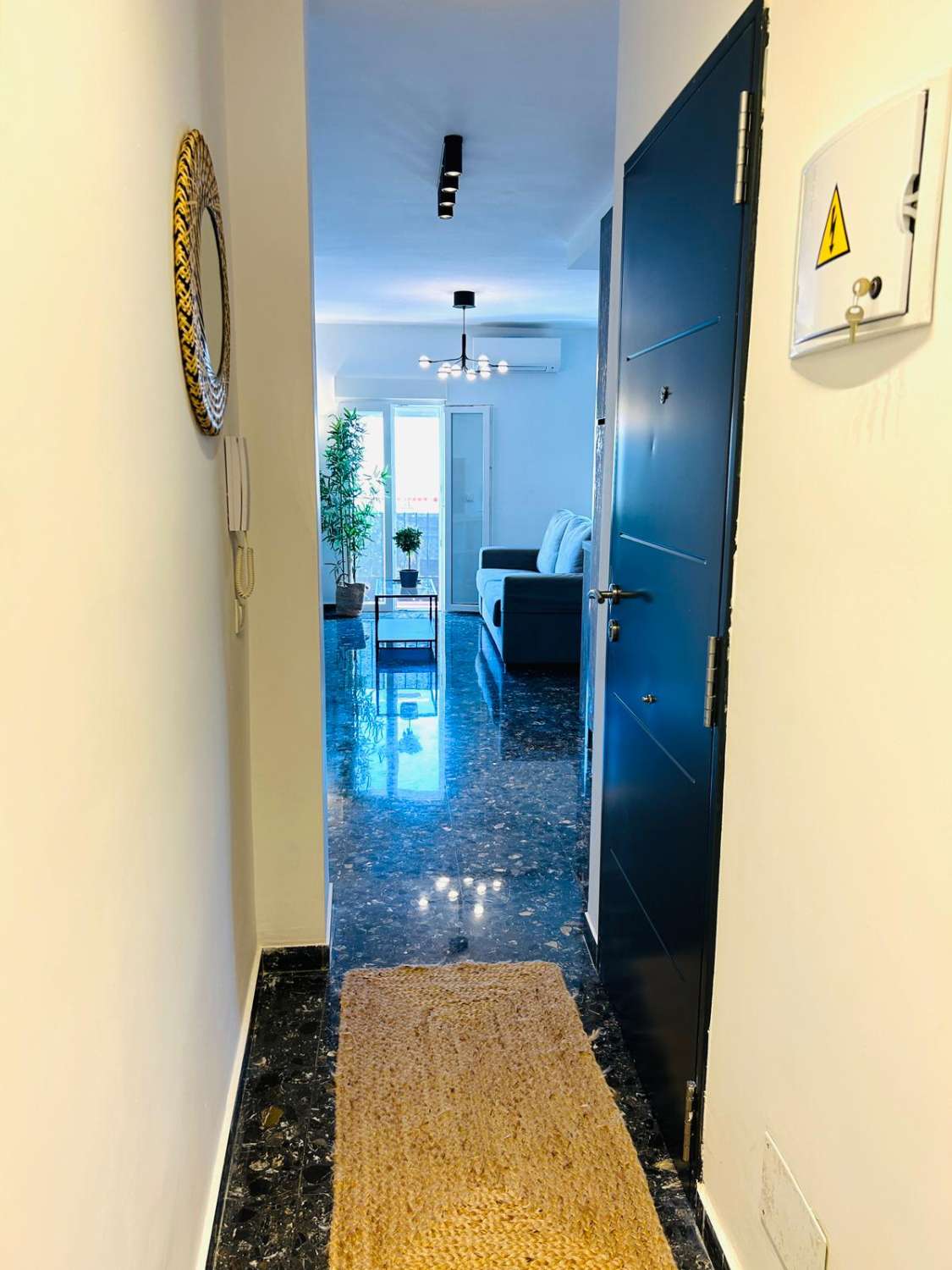 SE ALQUILA APARTAMENTO HASTA 30/06/26 Y DESDE 01/09/2026 HASTA 30/06/2027 BONITO APARTAMENTO EN TORREMOLINOS CENTRO