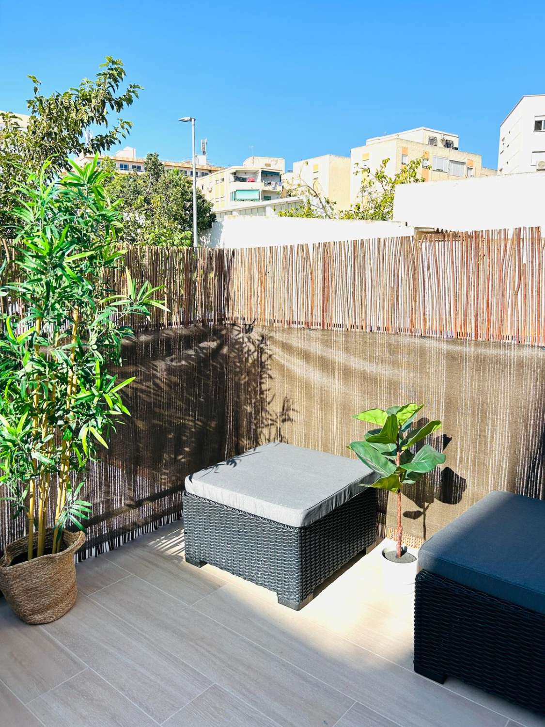 SE ALQUILA APARTAMENTO HASTA 30/06/26 Y DESDE 01/09/2026 HASTA 30/06/2027 BONITO APARTAMENTO EN TORREMOLINOS CENTRO