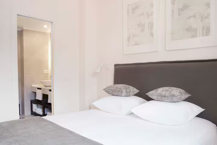 SE ALQUILA DESDE 1.3.26-30.6.26 PRECIOSO APARTAMENTO EN BENALMADENA