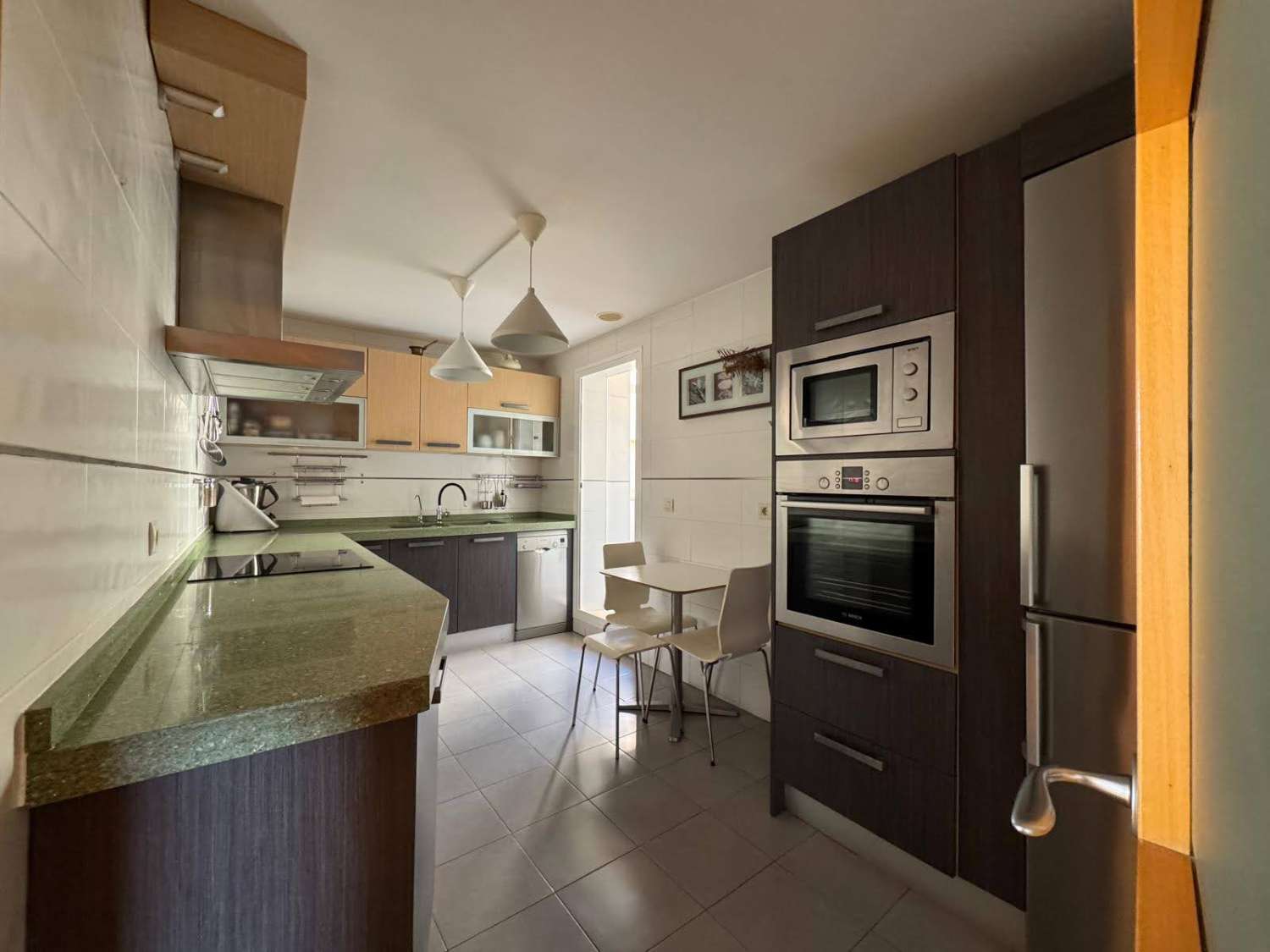 Se  vende magnifico Atico Duplex con impresionantes vistas al mar   y a la montaña en Torremolinos