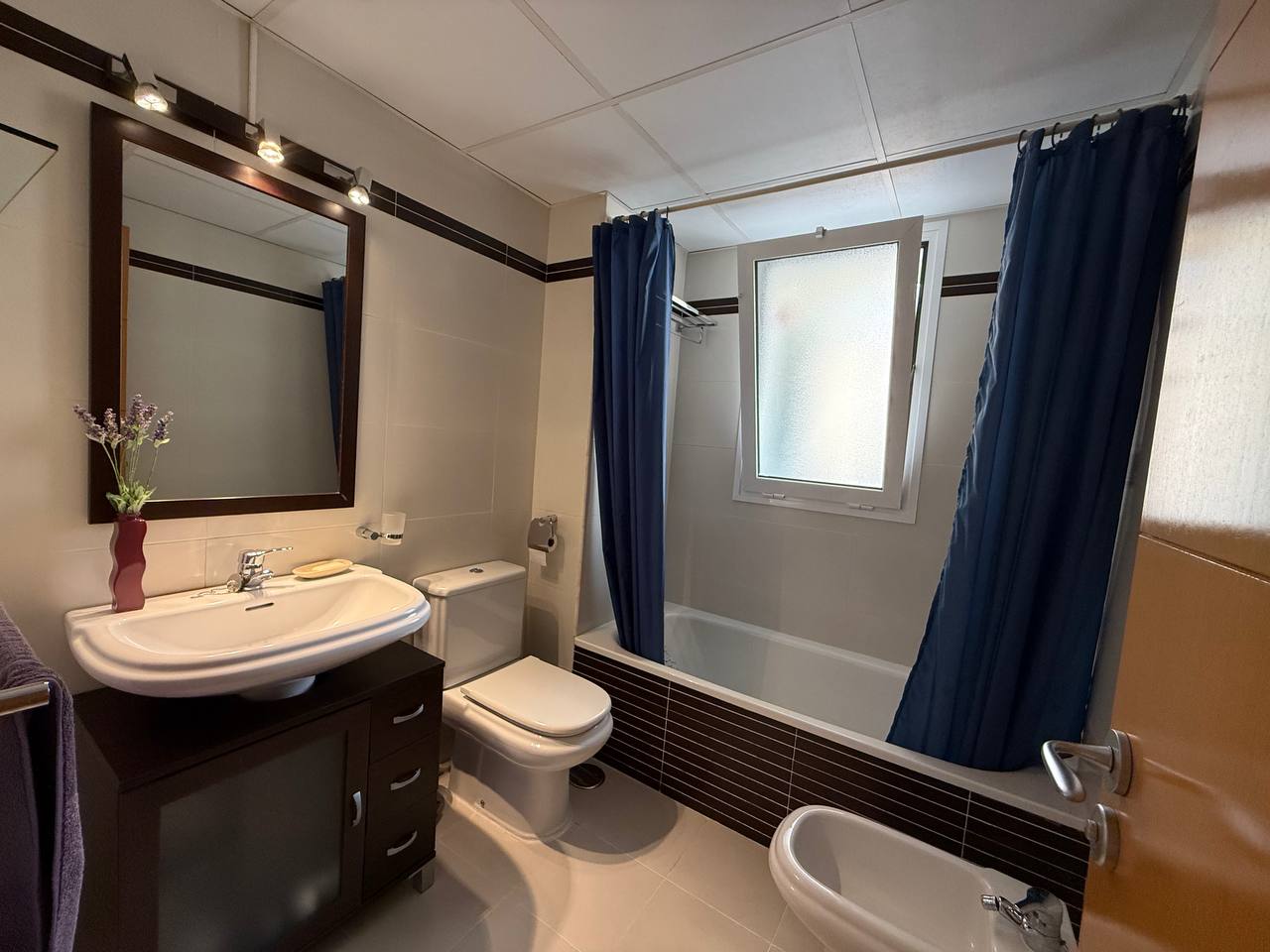 Se  vende magnifico Atico Duplex con impresionantes vistas al mar   y a la montaña en Torremolinos