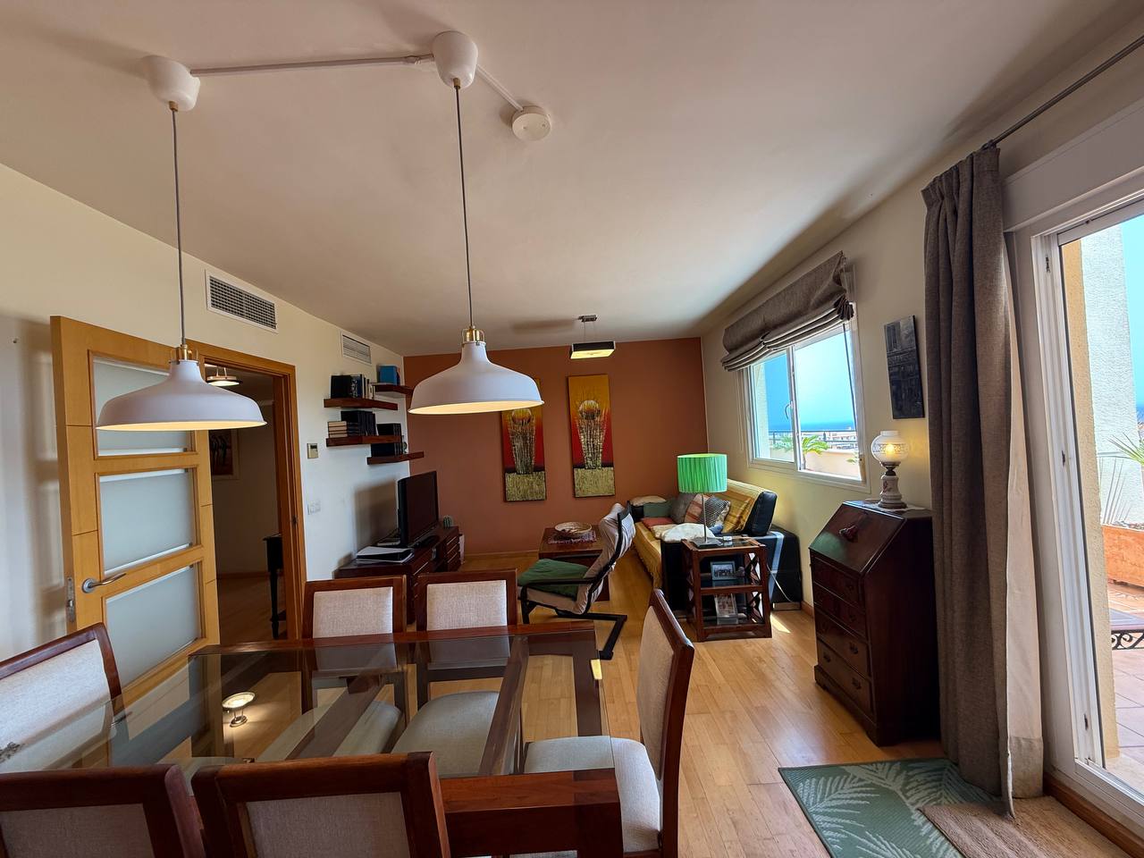 Se  vende magnifico Atico Duplex con impresionantes vistas al mar   y a la montaña en Torremolinos