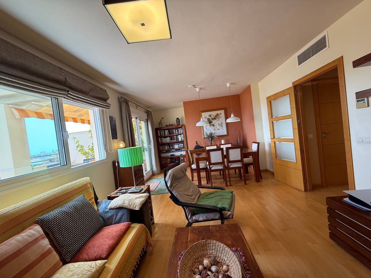 Se  vende magnifico Atico Duplex con impresionantes vistas al mar   y a la montaña en Torremolinos