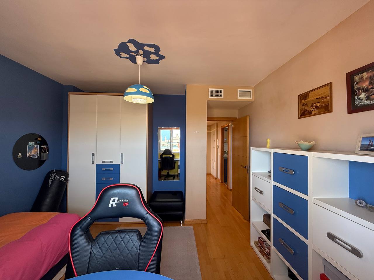 Se  vende magnifico Atico Duplex con impresionantes vistas al mar   y a la montaña en Torremolinos