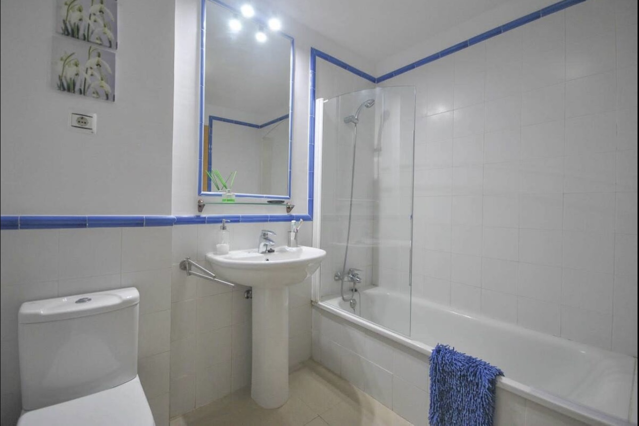 SE ALQUILA  HASTA 15.06.26 BONITO APARTAMENTO EN MIJAS