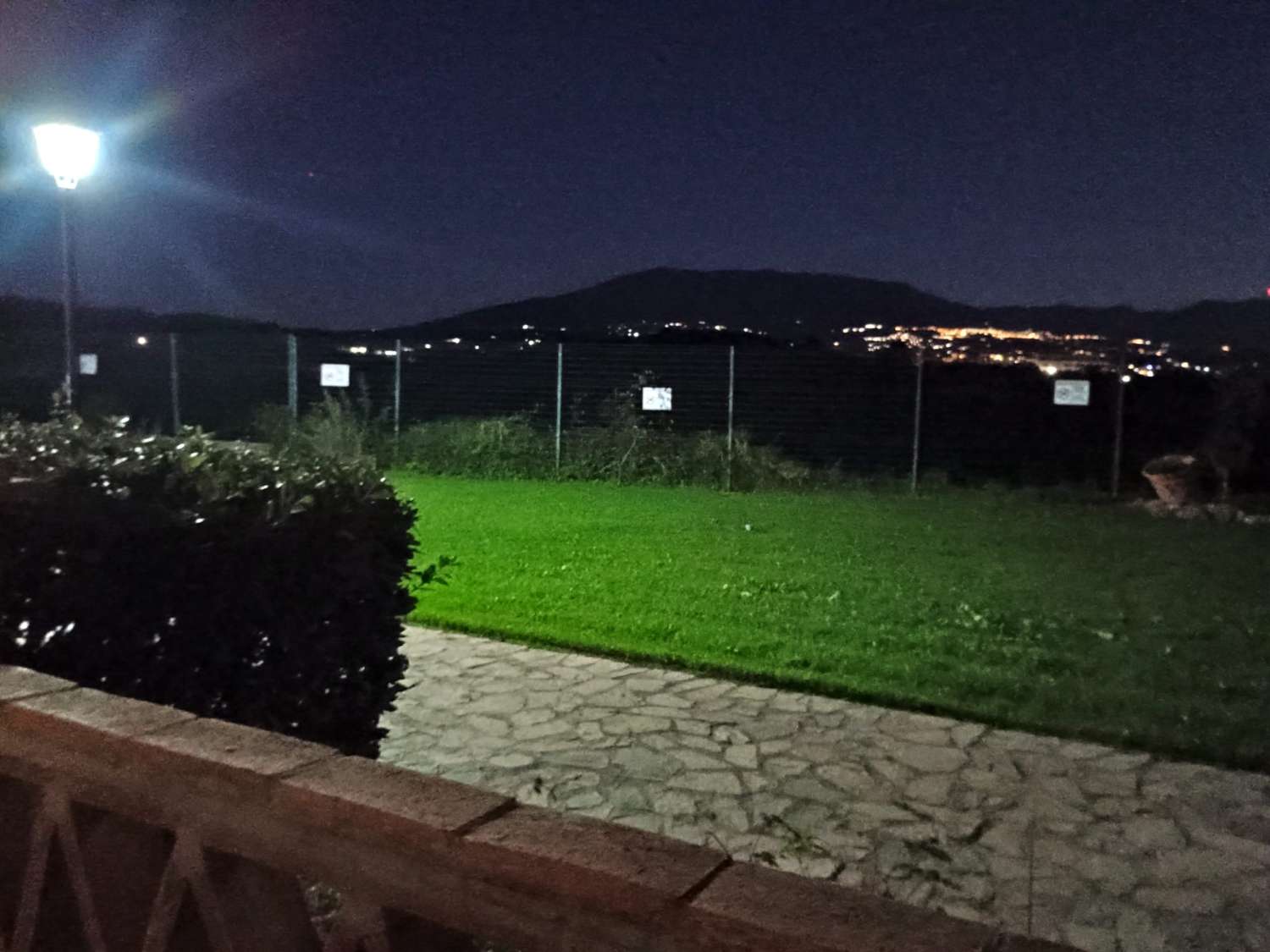 SE ALQUILA  HASTA 15.06.26 BONITO APARTAMENTO EN MIJAS