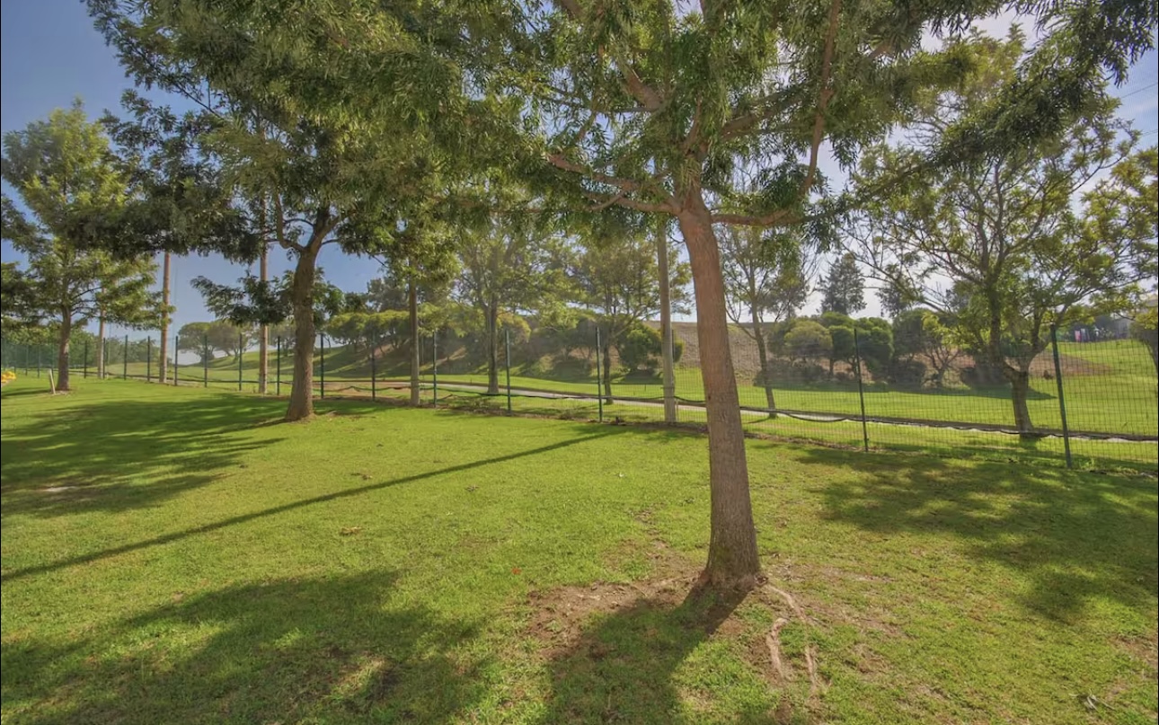 SE ALQUILA  HASTA 15.06.26 BONITO APARTAMENTO EN MIJAS