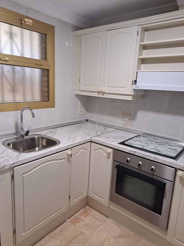 SE ALQUILA DESDE 1.9.26 - 30.6..27 MAGNIFICO APARTAMENTO CON VISTAS AL MAR EN FUENGIROLA