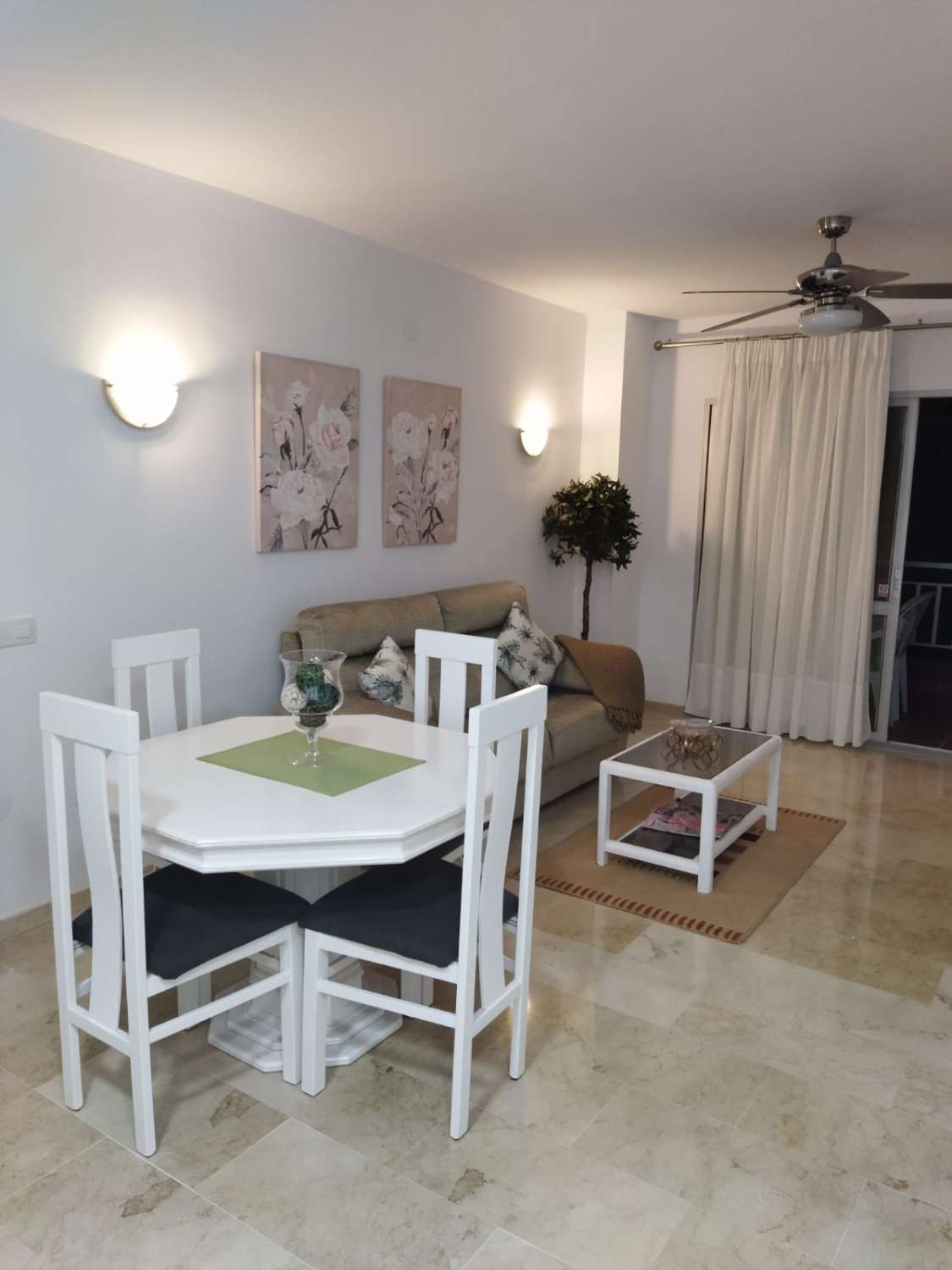 SE ALQUILA DESDE 1.9.26 - 30.6..27 MAGNIFICO APARTAMENTO CON VISTAS AL MAR EN FUENGIROLA