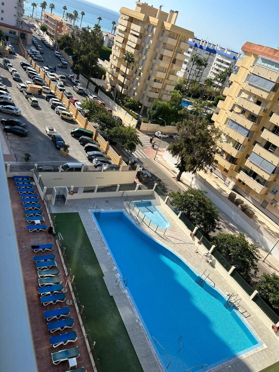 SE ALQUILA DESDE  17/03/2026 - 30/06/2026  y DE  1.10.26-20.12.26 y DE 16.1.27-30.6.27  PRECIOSO APARTAMENTO CON VISTAS AL MAR EN BENALMADENA COSTA