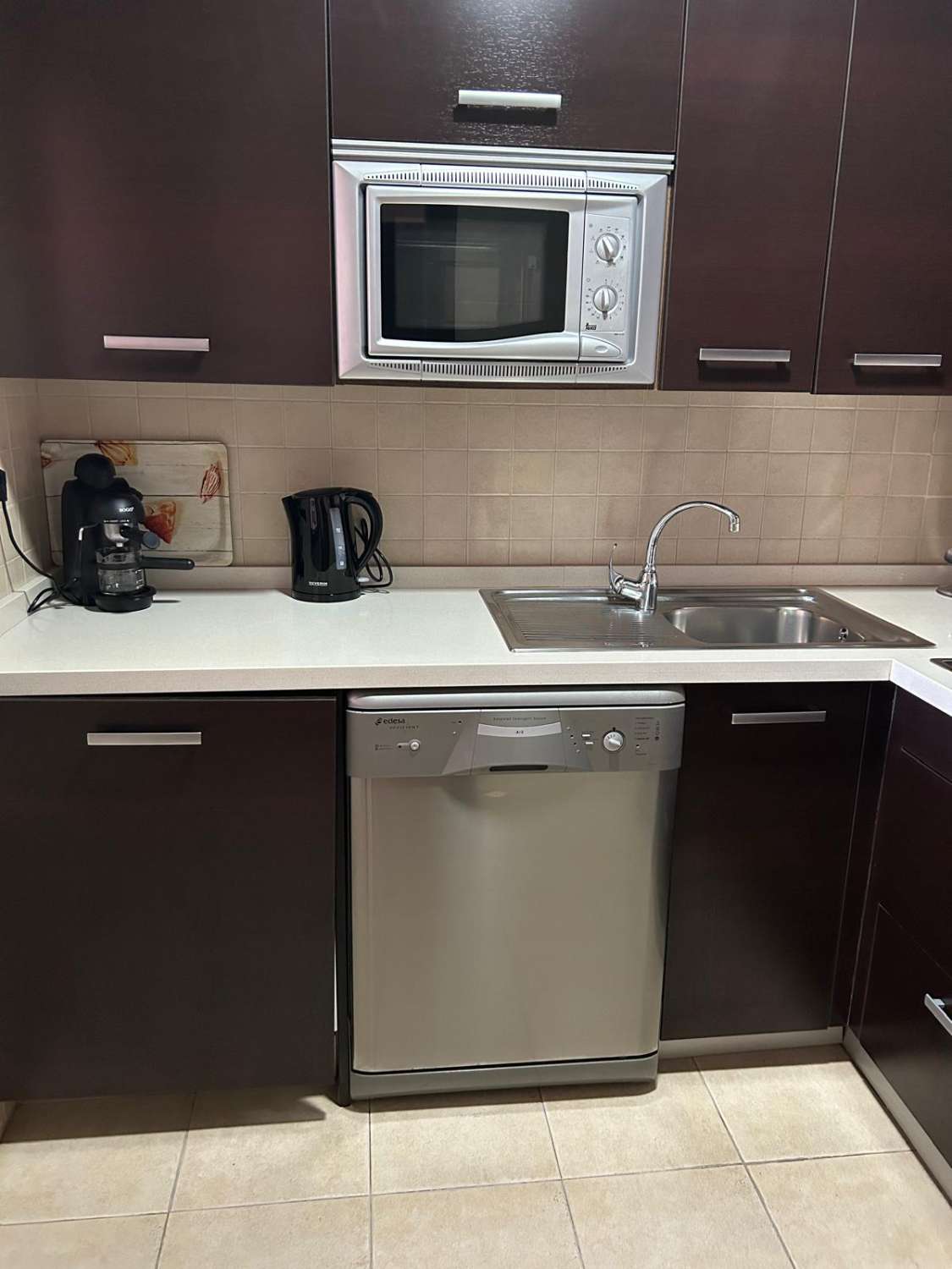 SE ALQUILA DESDE  17/03/2026 - 30/06/2026  y DE  1.10.26-20.12.26 y DE 16.1.27-30.6.27  PRECIOSO APARTAMENTO CON VISTAS AL MAR EN BENALMADENA COSTA