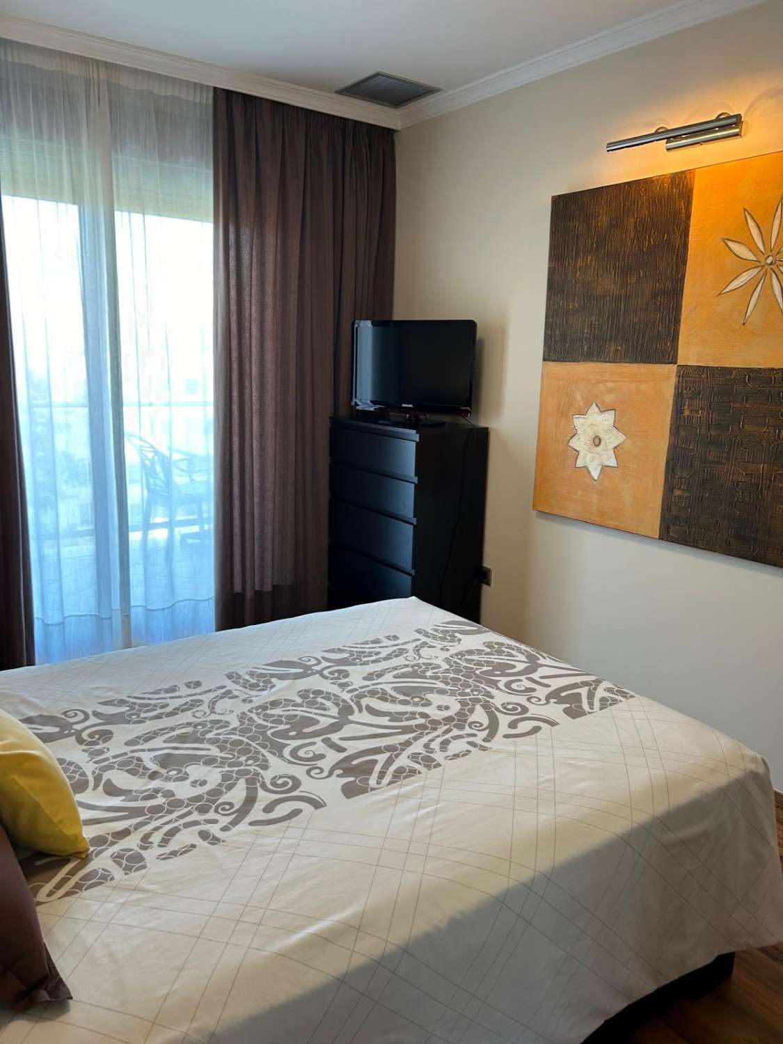 SE ALQUILA DESDE  17/03/2026 - 30/06/2026  y DE  1.10.26-20.12.26 y DE 16.1.27-30.6.27  PRECIOSO APARTAMENTO CON VISTAS AL MAR EN BENALMADENA COSTA