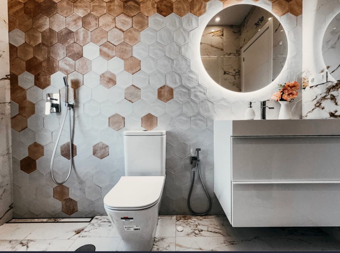 SE VENDE MARAVILLOSA VILLA DE DISEÑO CON VISTAS AL MAR EN ARROYO DE LA MIEL (BENALMADENA)