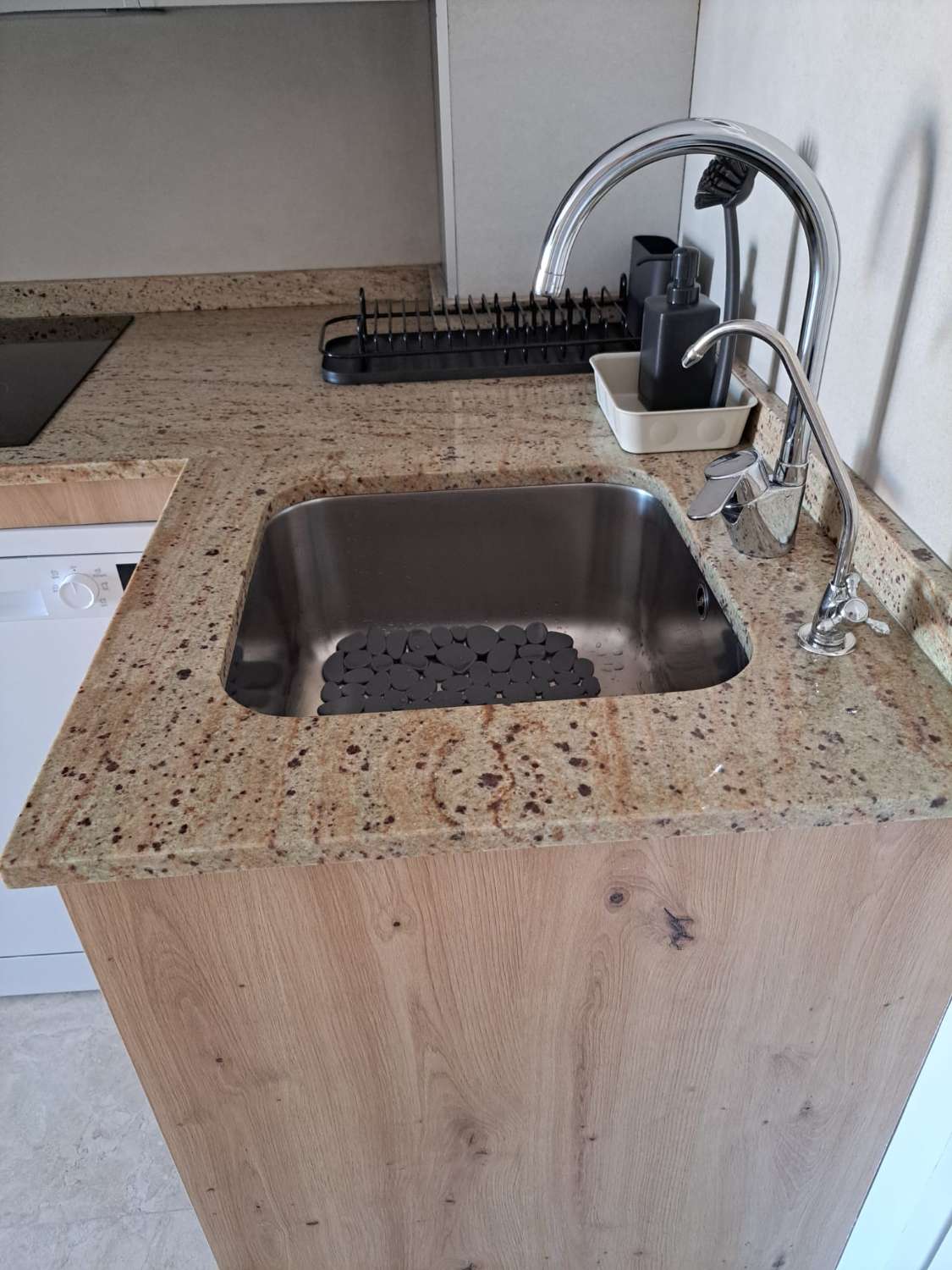 SE ALQUILA DESDE 16.09.26-16.6.27 BONITO ESTUDIO EN ARROYO DE LA MIEL (BENALMADENA)