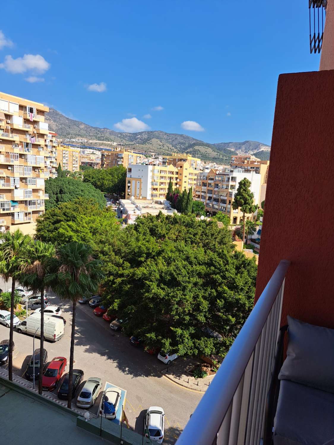 SE ALQUILA DESDE 16.09.26-16.6.27 BONITO ESTUDIO EN ARROYO DE LA MIEL (BENALMADENA)