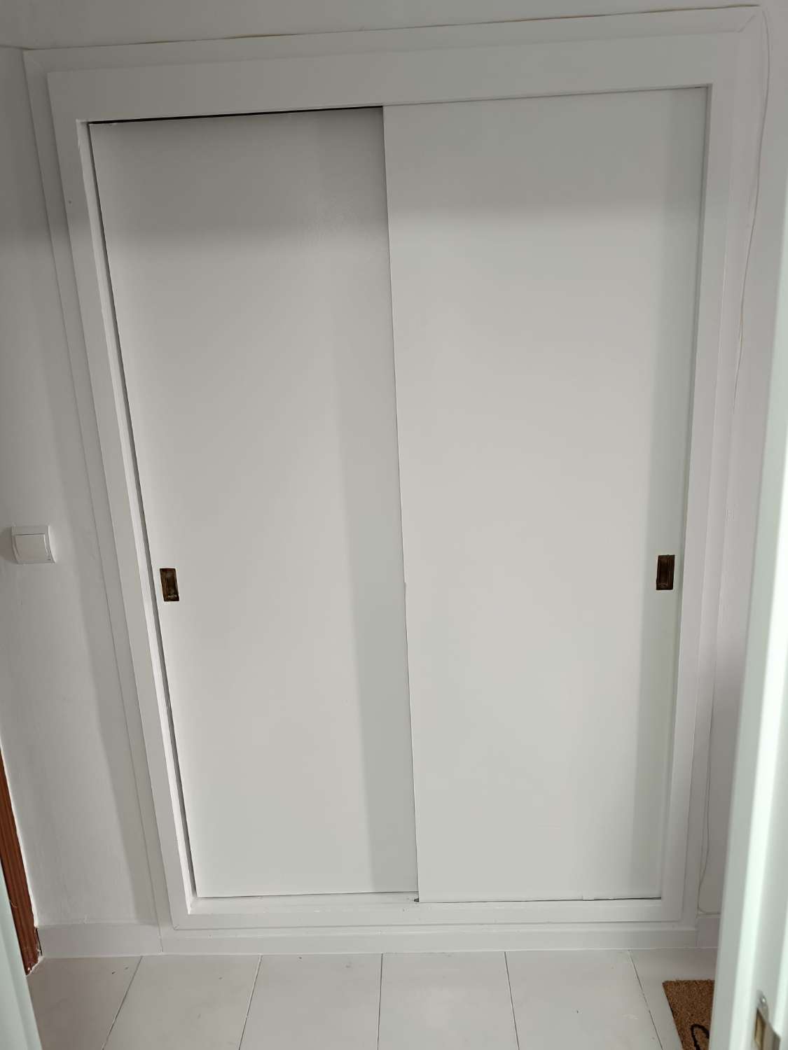 SE ALQUILA DESDE 01/09/26 HASTA 31/05/27 BONITO ESTUDIO REFORMADO CON VISTAS AL MAR EN BENALMADENA