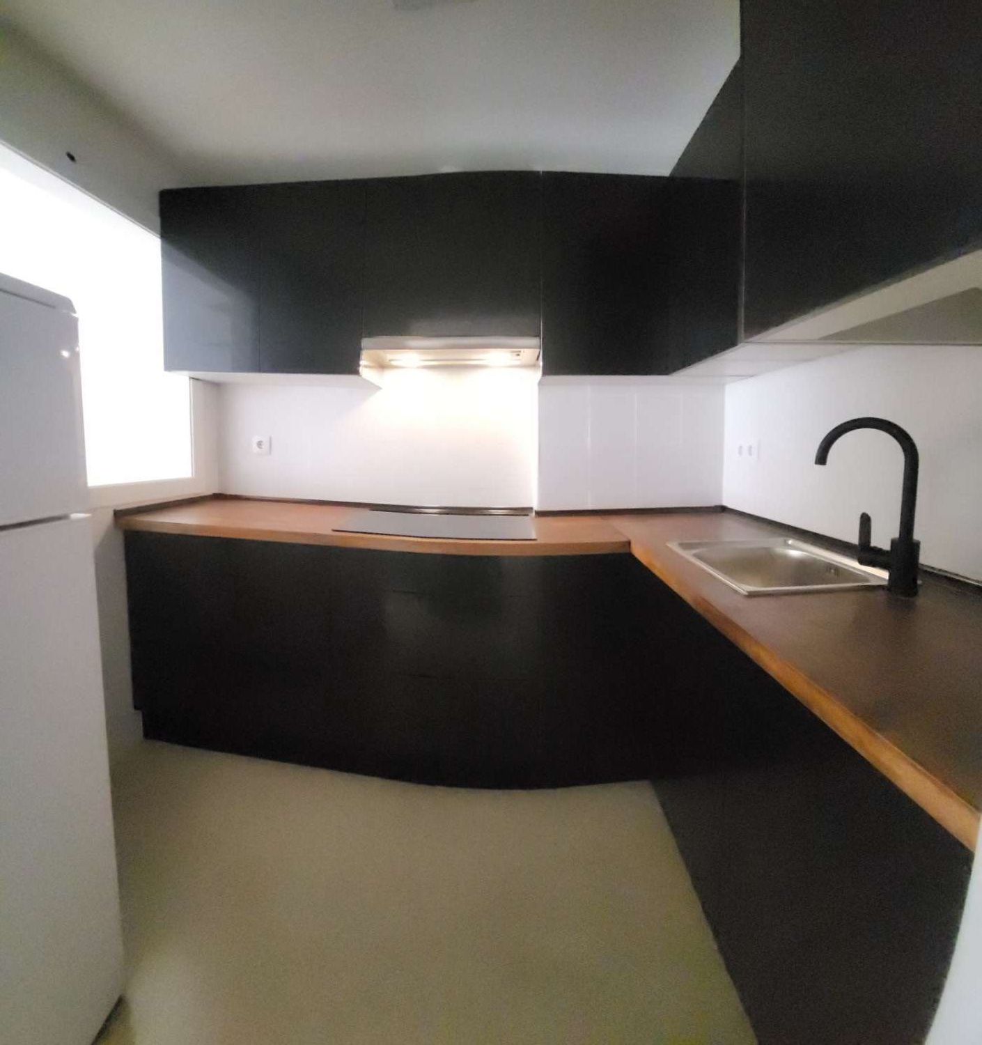 FLOT LEJLIGHED TIL SALG I CENTRUM AF BENALMADENA LANDSBY